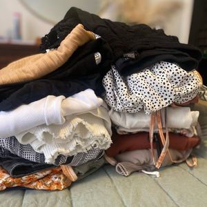 27+ pieces. Gently used.